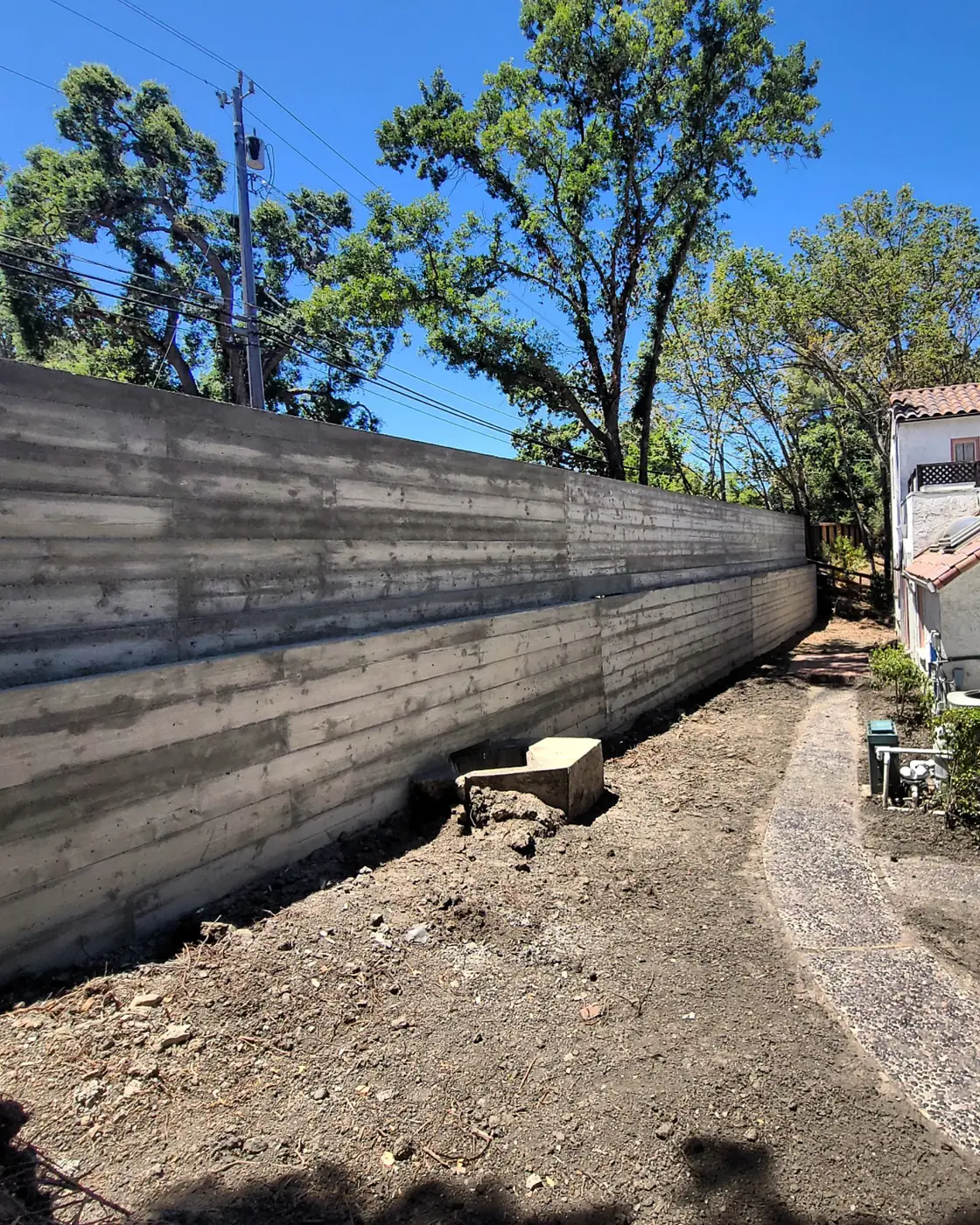 Freshly stripped board-formed wall, full run — Sound Wall Replacement — Diablo Country Club, Danville, CA